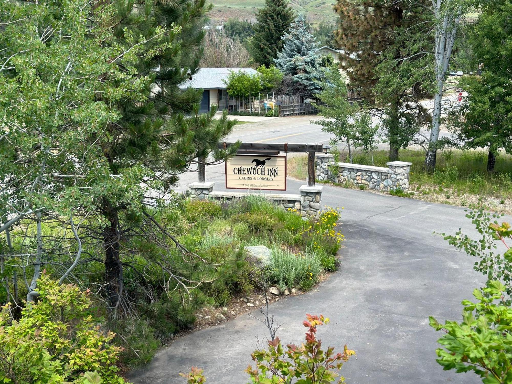 Chewuch & Lodge